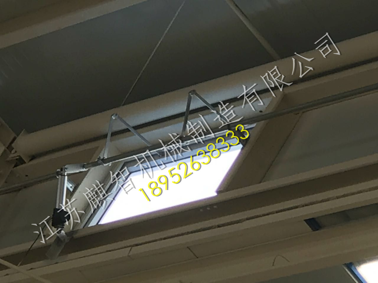 ���̰���