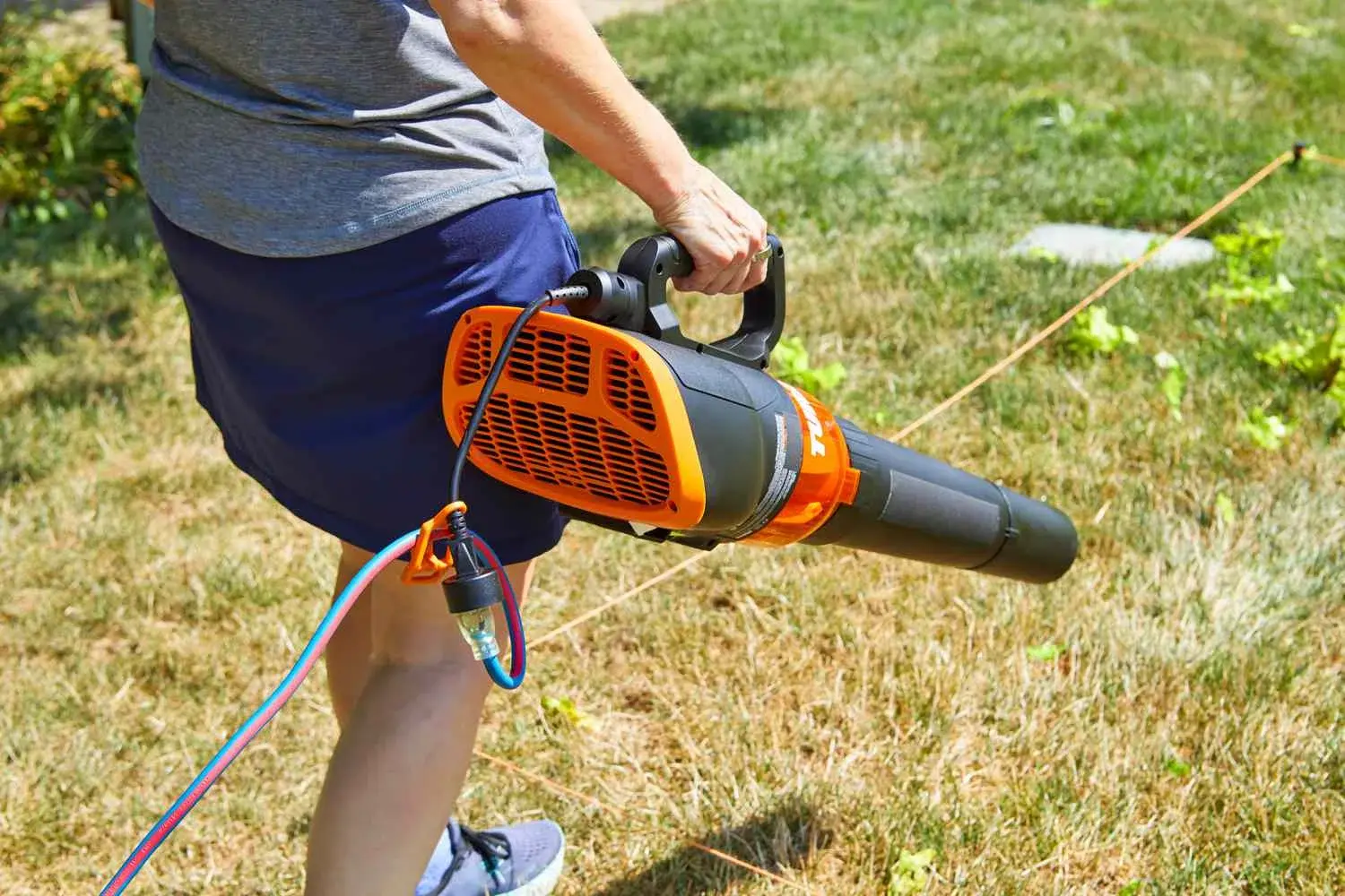 How Much DNB Does Electric Leaf Blower Produce