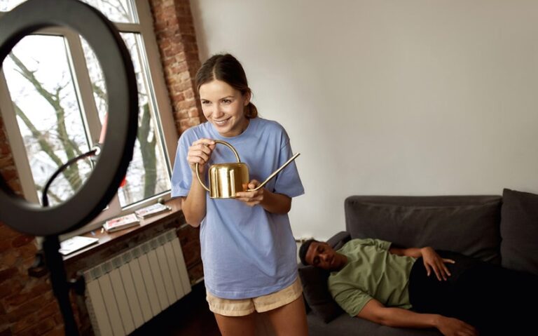 21 Funny Easy Pranks on Your Boyfriend That Are Harmless and Hilarious