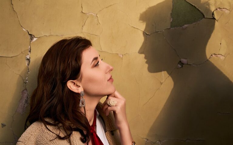 My Ex Moved On Immediately and Is Happy — What That Really Means